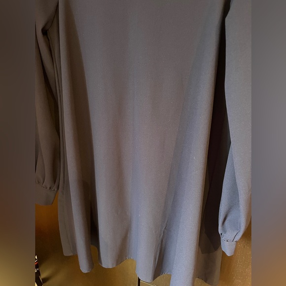 Navy evenings dress with sequenced collar, size small - Picture 5 of 9